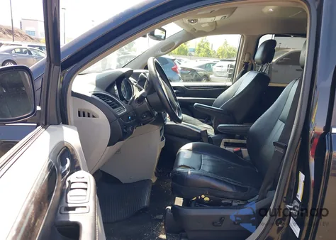 2014 Chrysler Town & Country Touring-L from USA, damaged, VIN 2C4RC1CG3ER332993